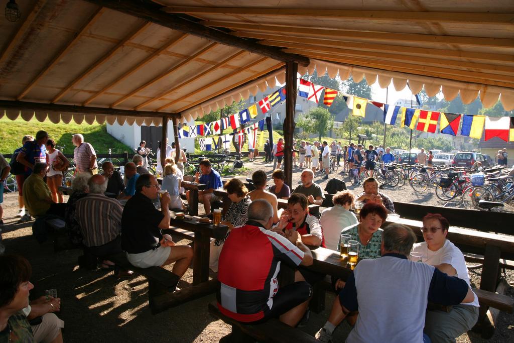 Ústí nad Orlicí Turisticka Ubytovna Cakle מראה חיצוני תמונה